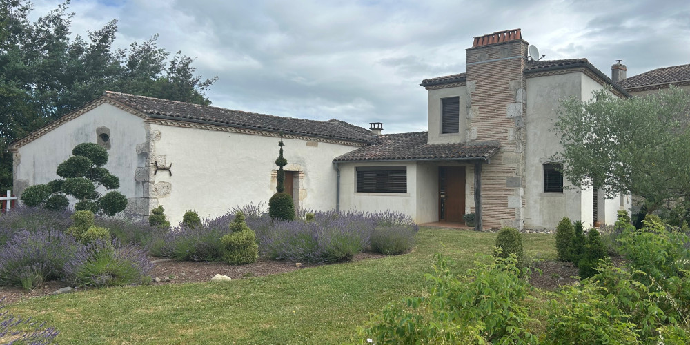 maison à BUZET SUR BAISE (47160)